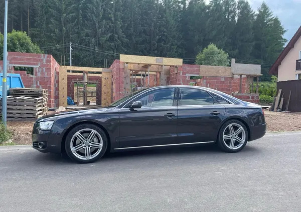 audi a8 Audi A8 cena 70000 przebieg: 209000, rok produkcji 2011 z Wałbrzych